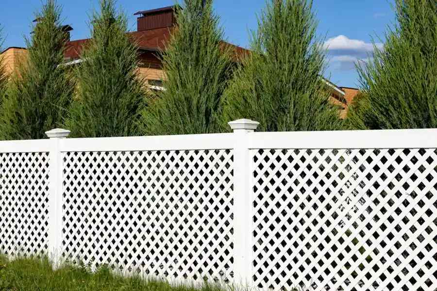 Exceptional Fence Installation Brookhaven Hills West, Farmers Branch, TX, 75234 A team installing a fence in Brookhaven Hills West, Farmers Branch, TX, 75234